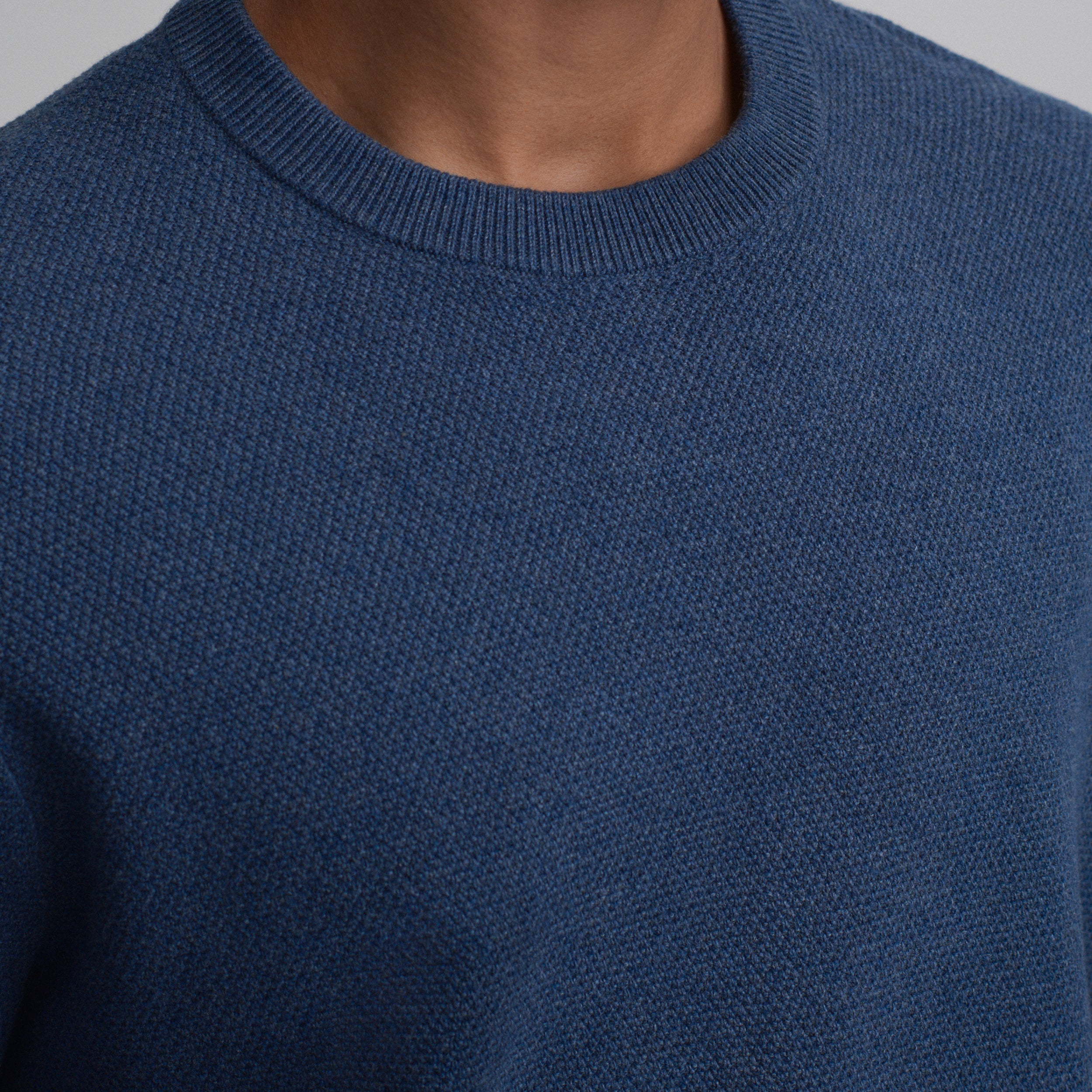 Men's Classic Crew Solid Sweater - Image 7