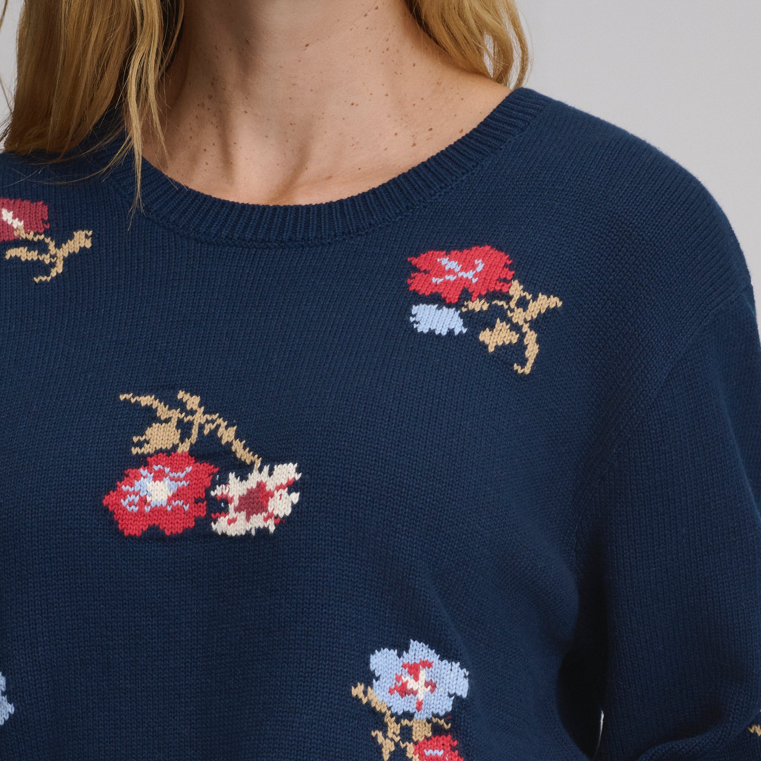Women's Floral Crewneck Sweater - Image 7