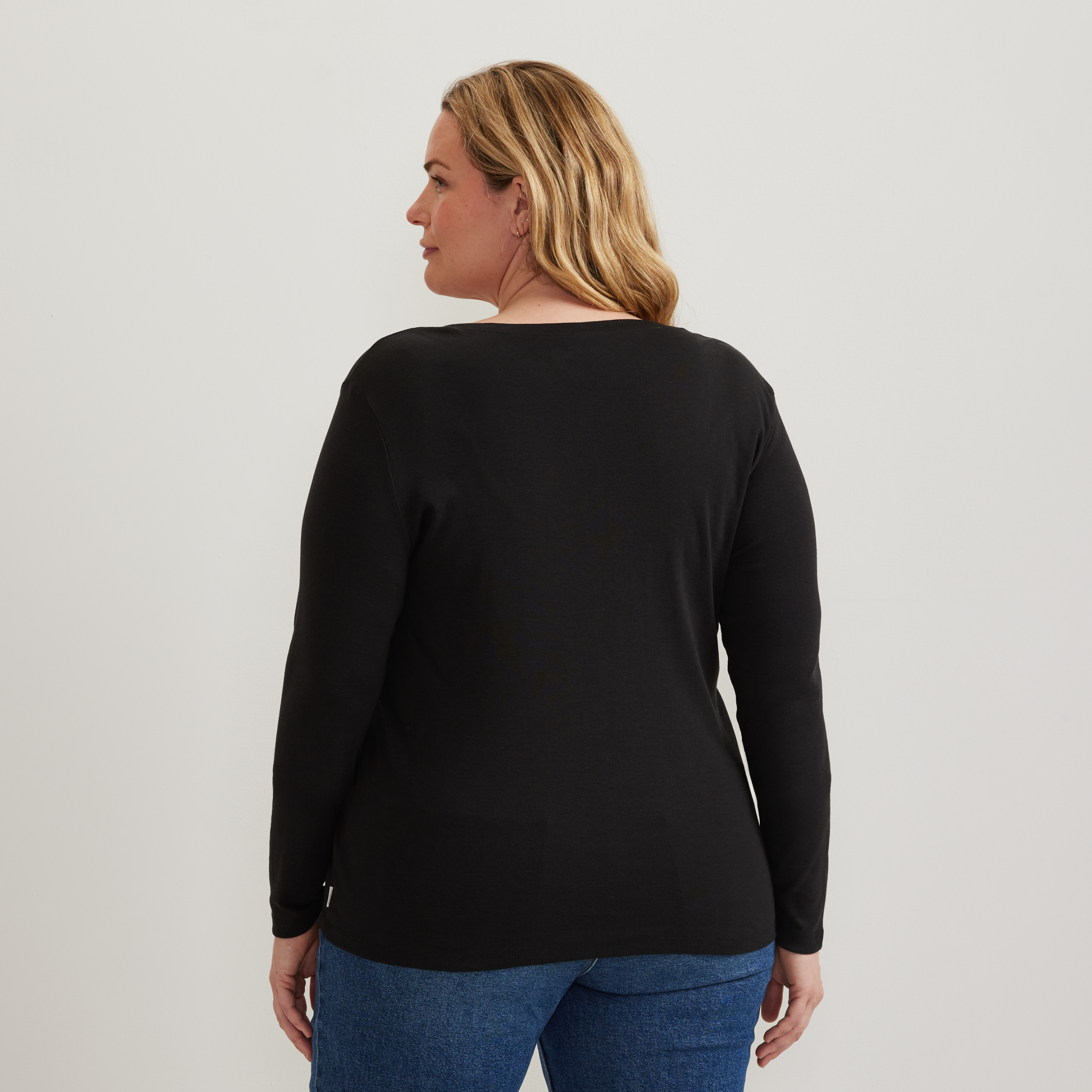Women's Everyday Long-Sleeve V-Neck T-Shirt - Image 16